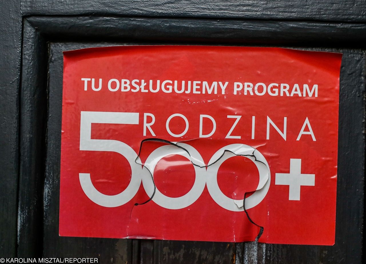 Rodziny oddają pieniądze z "500+". "Nic nie możemy zrobić"