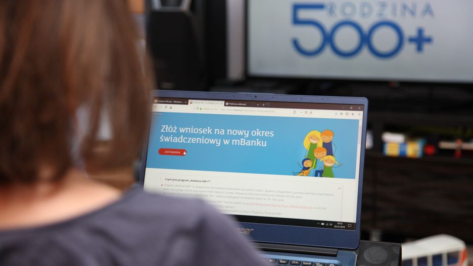 Wnioski o przyznanie świadczenia 500+ na pierwsze dziecko można było składać przez internet od 1 lipca 2019 r. 