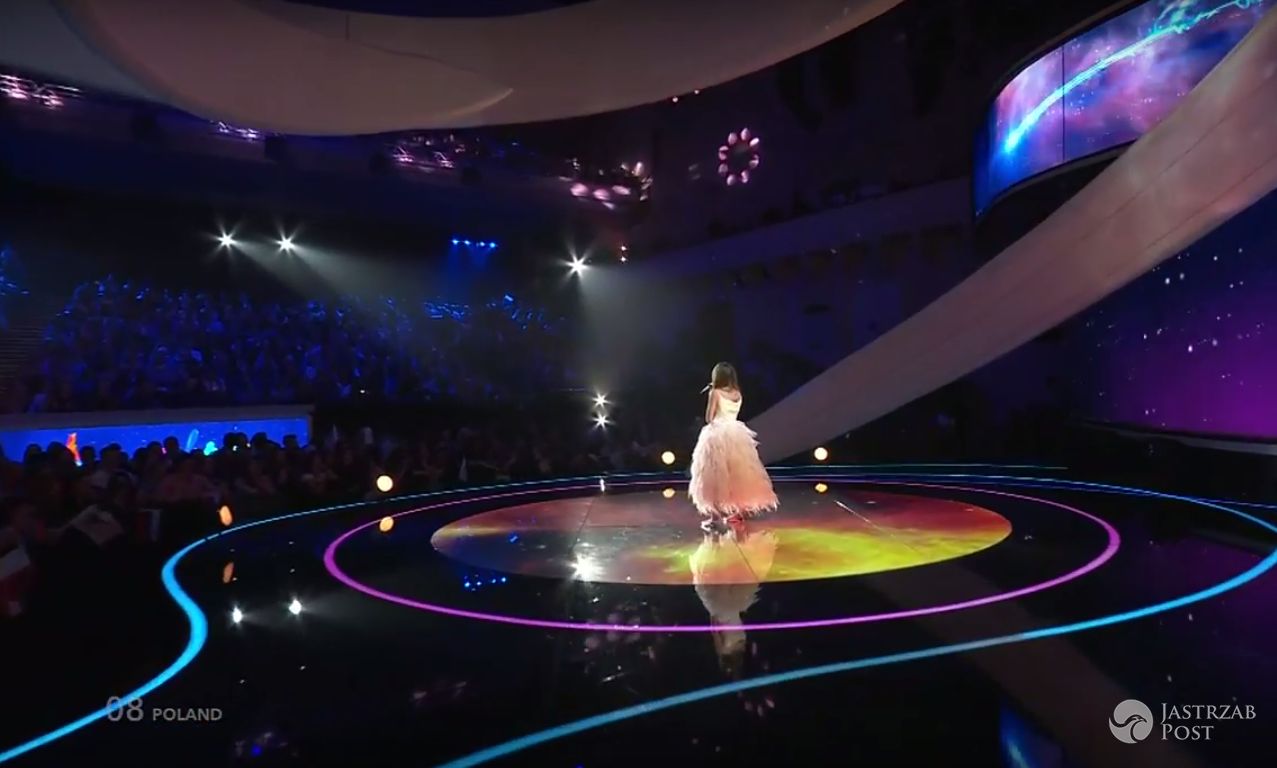 Występ Olivii Wieczorek z Polski na Eurowizji Junior 2016