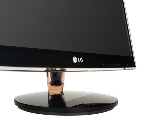 Półprzezroczysta nóżka monitora LG dodaje urządzeniu elegancji 