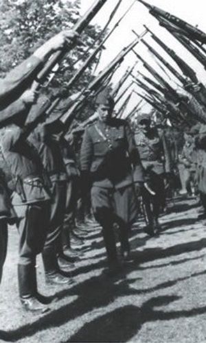 Płk. Antoni Szacki-Skarbek ps. Bohun 