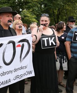 Protest przeciw nieuwzględnieniu propozycji KOD w sprawie TK