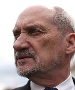 Antoni Macierewicz tak naprawdę nie wierzy w zamach smoleński? Nowoczesna żąda wyjaśnień