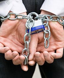 Firmy omijają prawo pracy