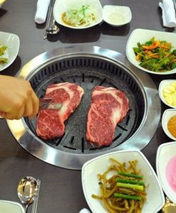 Ile mięsa zjada statystyczny Polak? Całkiem sporo