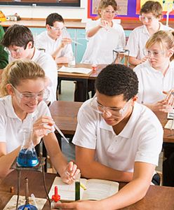 Zagraniczne stypendia dla licealistów - ruszył nabór