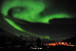 Aurora borealis - malowniczy spektakl światła na niebie północnej Szwecji