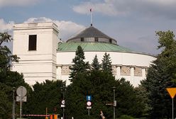 Sejm wprowadził poprawki dot. nowych kart parkingowych dla niepełnosprawnych