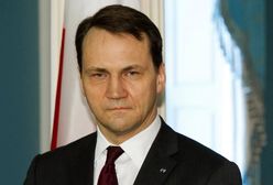 Radosław Sikorski wylicza wyzwania dla służby konsularnej