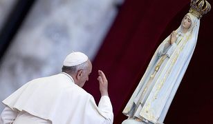 Dziesiątki tysięcy wiernych na czuwaniu z papieżem Franciszkiem
