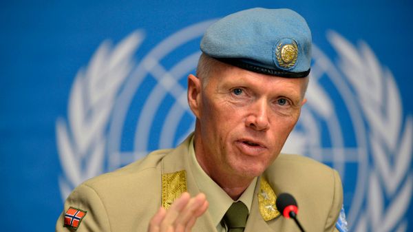 Generał Robert Mood