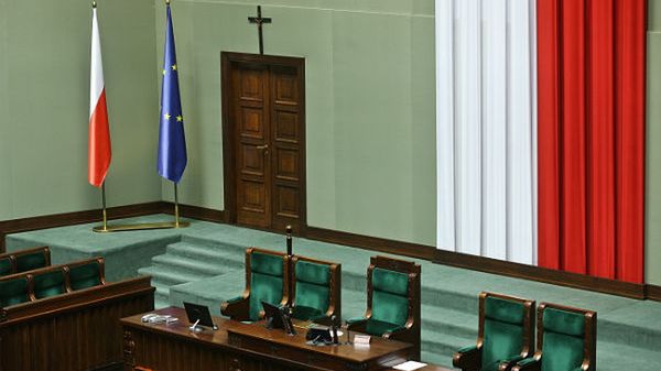Krzyż w sejmowej sali obrad