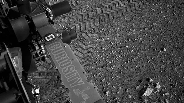 Zdjęcie z Marsa wykonane z łazika Curiosity