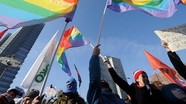 Manifestacja działaczy gejowskich w Moskwie - marzec 2012 r.