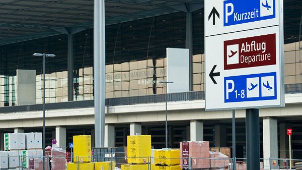 Budowa międzynarodowego portu lotniczego im. Willy'ego Brandta w Berlinie
