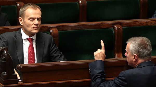 Donald Tusk i Paweł Graś w sejmie