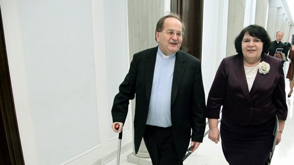 Posłanka Anna Sobecka w towarzystwie o. Tadeusza Rydzyka