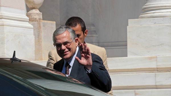 Lukas Papademos zostanie nowym premierem Grecji?