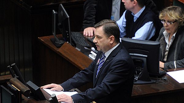 Przewodniczący KK NSZZ "Solidarność" Piotr Duda podczas posiedzenia sejmu.