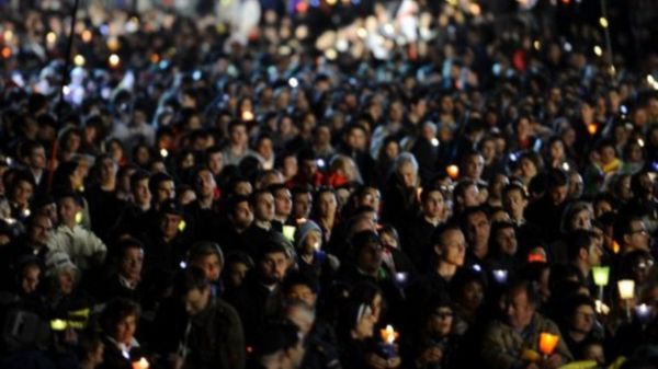 W rocznicowym spotkaniu modlitewnym uczestniczyło około 3 tysięcy młodych ludzi