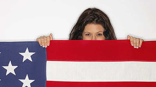 Polacy nadal chcą emigrować do USA