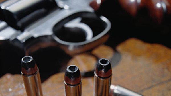 13-latek przyniósł broń do szkoły