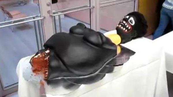 Kontrowersyjna instalacja szwedzkiego artysty Makode Aj Linde