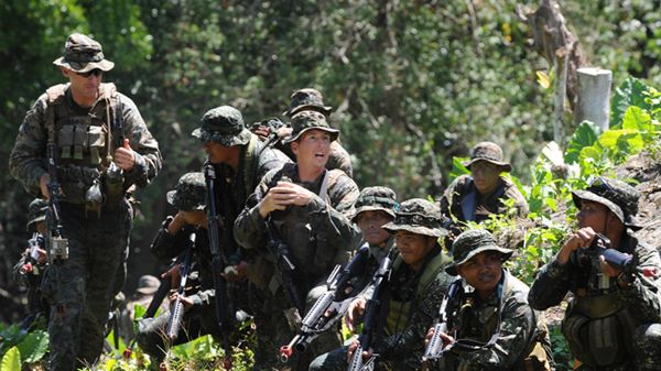 Wspólne ćwiczenia filipińskich i amerykańskich żołnierzy