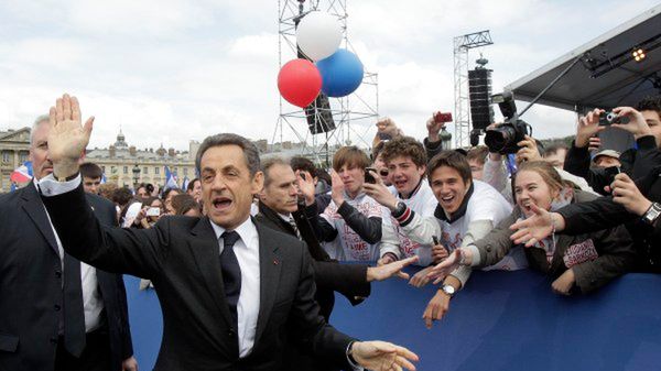 Nicolas Sarkozy podczas spotkania z wyborcami