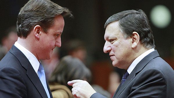 Premier David Cameron i Jose Manuel Barroso, przewodniczący Komisji Europejskiej w Brukseli