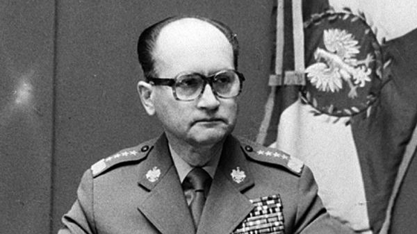 Wojciech Jaruzelski ogłasza stan wojenny