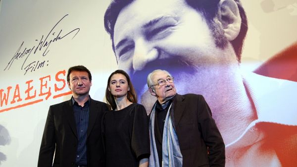 Reżyser Andrzej Wajda, Robert Więckiewicz i Agnieszka Grochowska