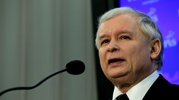 Prezes PiS Jarosław Kaczyński podczas konferencji prasowej w sprawie Radia Maryja.