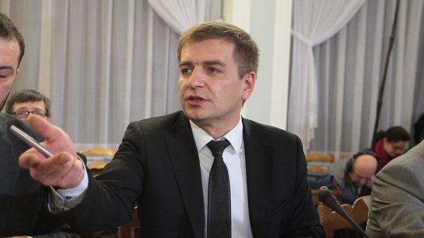 Minister zdrowia Bartosz Arłukowicz podczas posiedzenia komisji zdrowia
