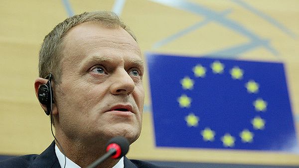 Premier Donald Tusk podczas konferencji w Parlamencie Europejskim