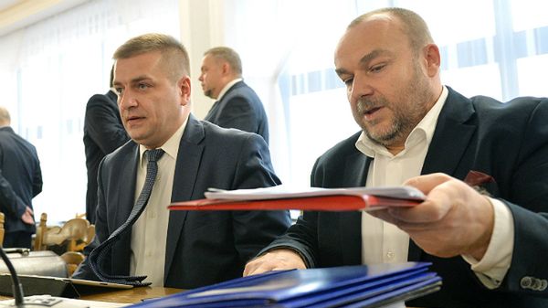 Minister zdrowia Bartosz Arłukowicz i rzecznik MZ Krzysztof Bąk