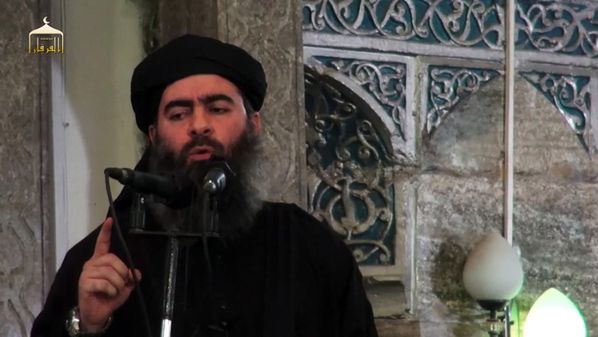 Kadr z nagrania ukazującego Abu Bakra al-Bagdadiego