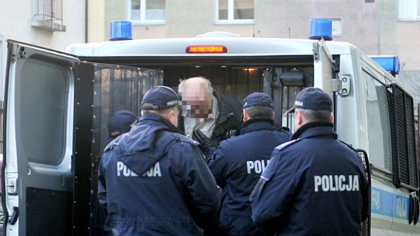 62-latek, który oblał benzyną i podpalił pracownice Gminnego Ośrodka Pomocy Społecznej w Makowie