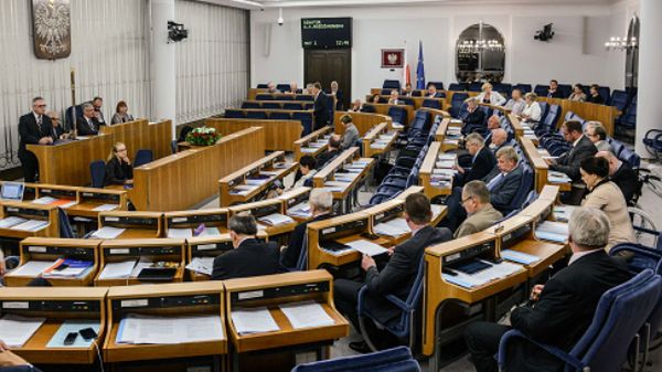 Senat rozpatruje ustawę o in vitro