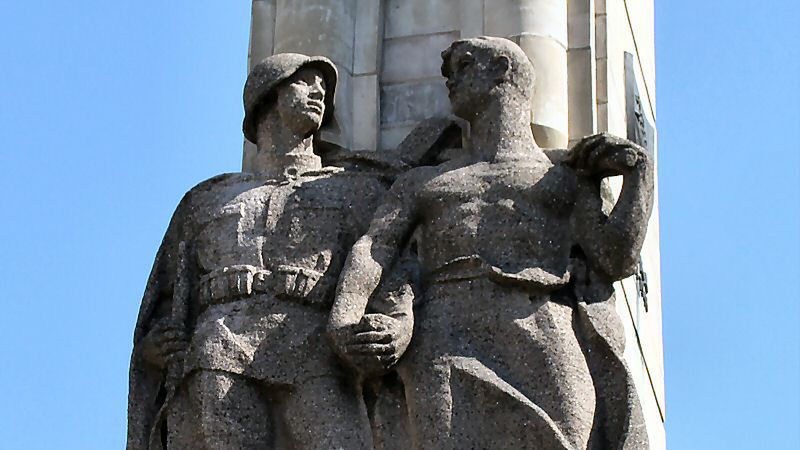 Pomnik Wdzięczności dla Armii Radzieckiej w Szczecinie - fragment