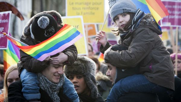 W manifestacji w Paryżu wzięło udział kilkaset osób