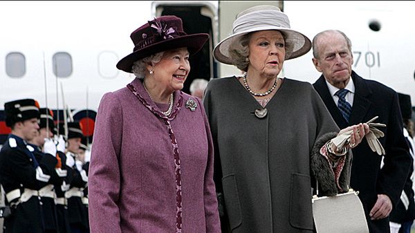 Królowa Elżbieta i królowa Holandii Beatrix (fot. arch. z 2007r.)
