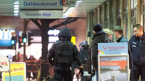 Napad na filę banku w Berlinie