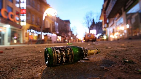 Krupówki nad ranem po nocy sylwestrowej