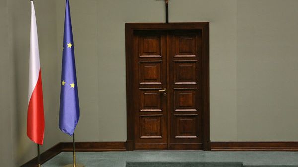 Krzyż w sejmowej sali obrad