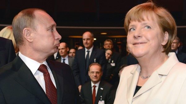 Władimir Putin i Angela Merkel