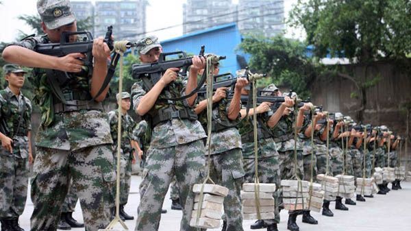 Trening strzelecki chińskiej armii