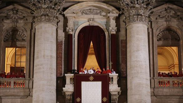 Papież Franciszek z kardynałami