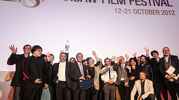 Nagrodzeni i członkowie jury w czasie gali rozdania nagród 28. Warszawskiego Festiwalu Filmowego