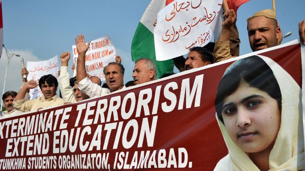 Protest przeciwko atakowi na Malalę Yousafzai
